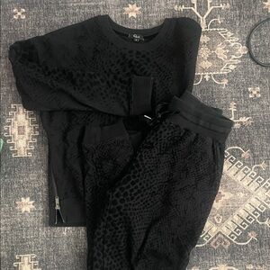 Rails Textured Sweatshirt and Joggers Set